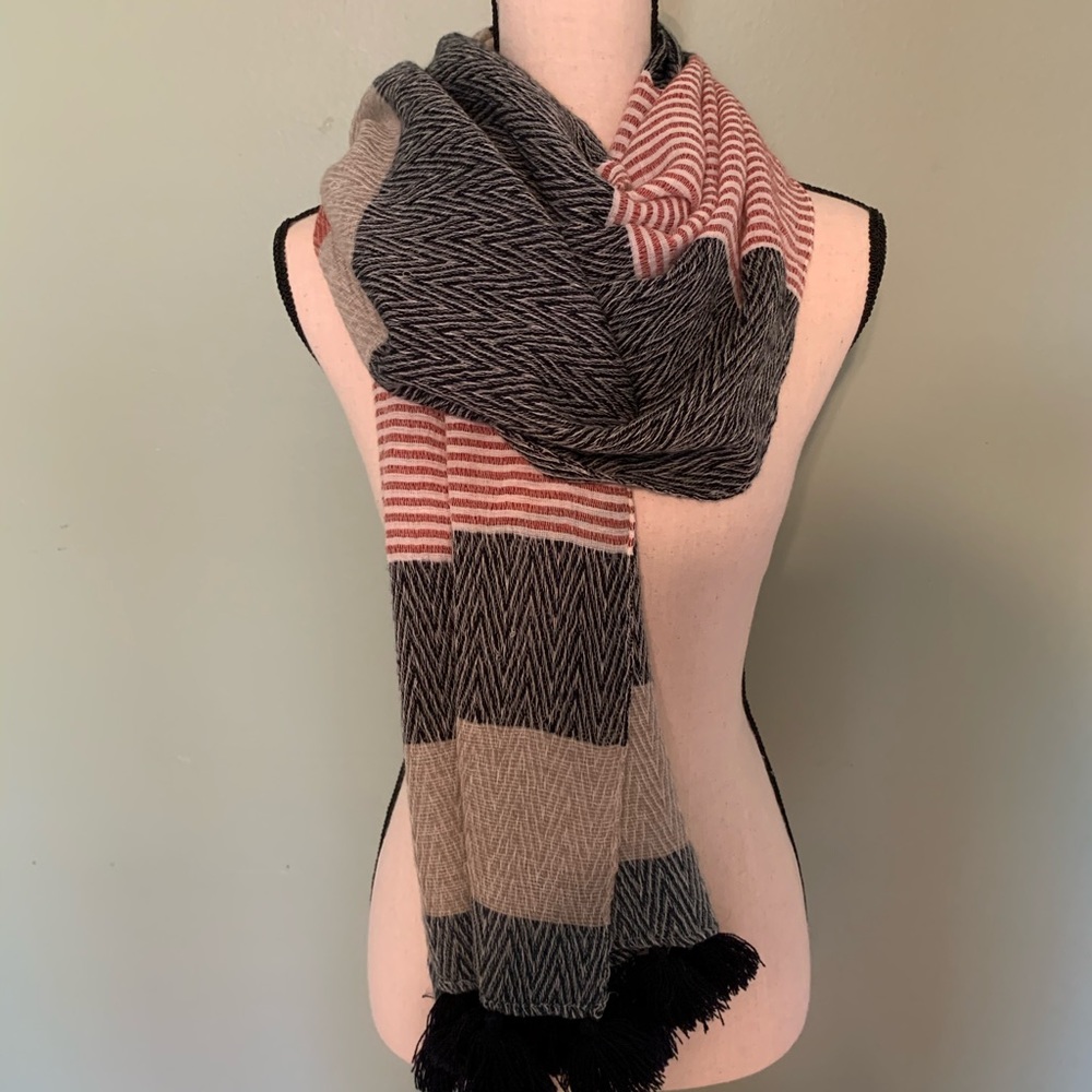 Gently used scarf